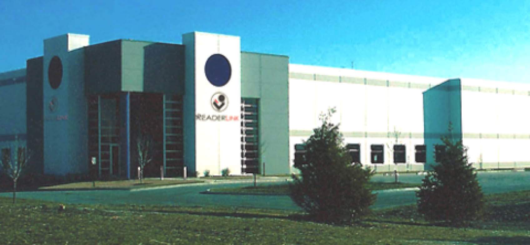 Exterior of ReaderLink Midwest Distribution Center