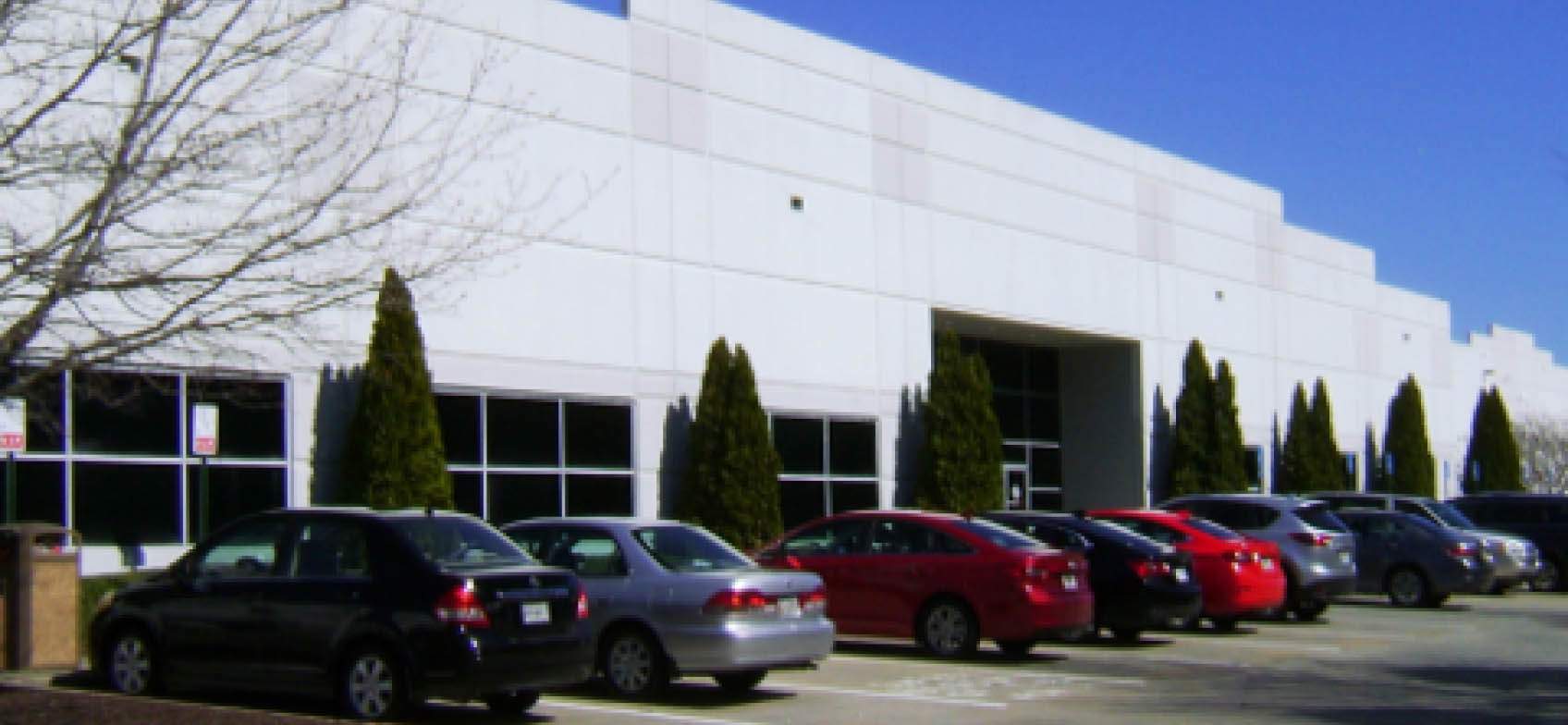 Exterior of ReaderLink Southeastern Distribution Center